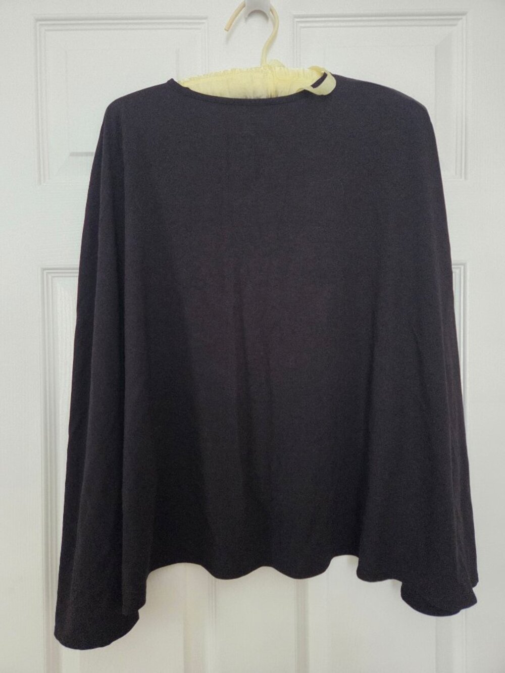 Solbari Sun Protective Shrug UPF 50 Black One Size